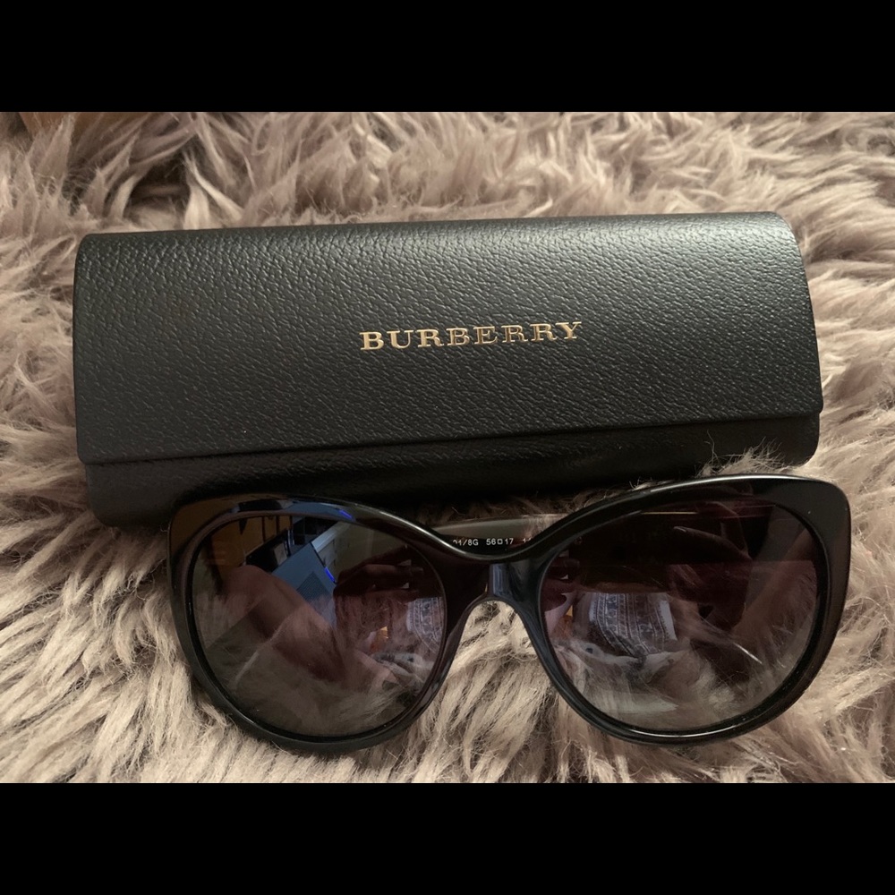 Burberry sunglasses